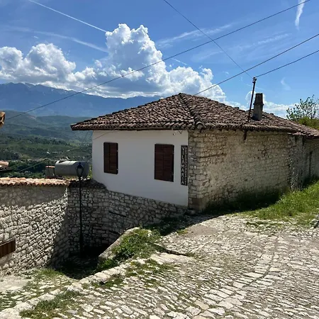 Maria - Castle Berat