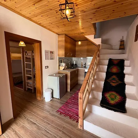 Maria - Castle Berat