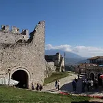 فيلة Maria - Castle *