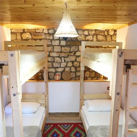 Maria - Castle Berat