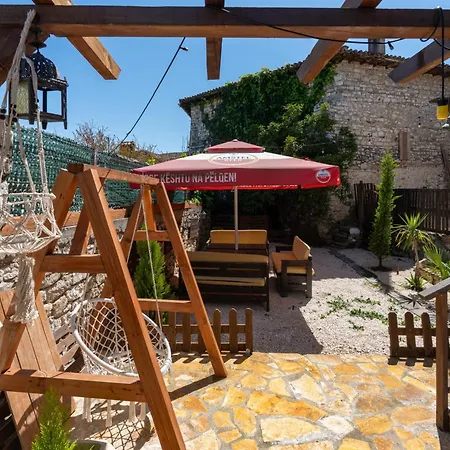 Maria - Castle Berat
