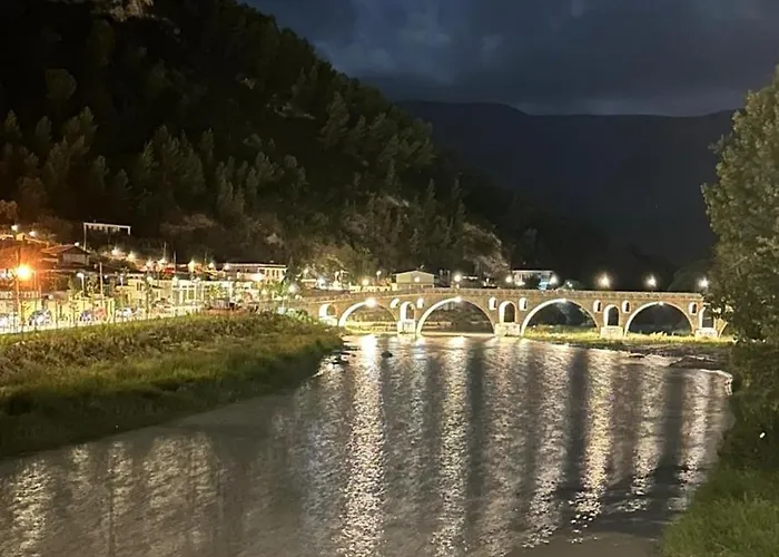 Maria - Castle Vila *