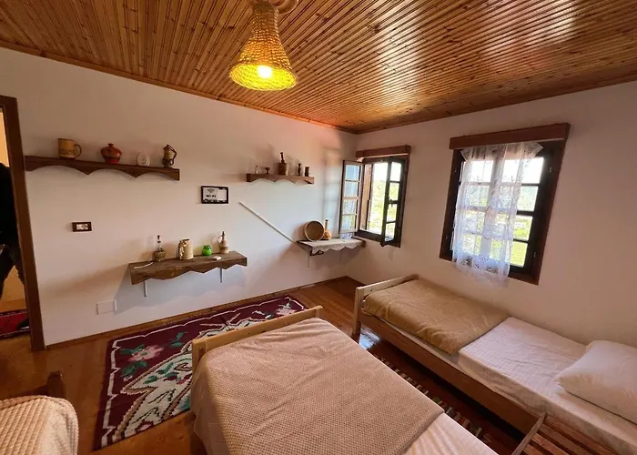 Maria - Castle Vila *