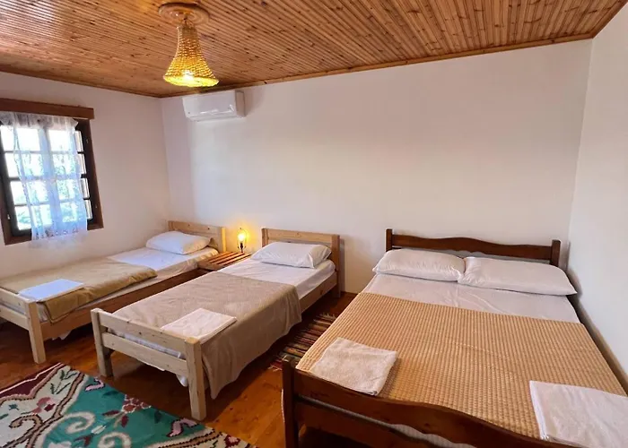 Maria - Castle * Berat