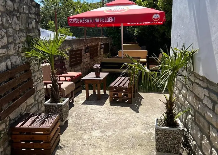 Maria - Castle Vila Berat